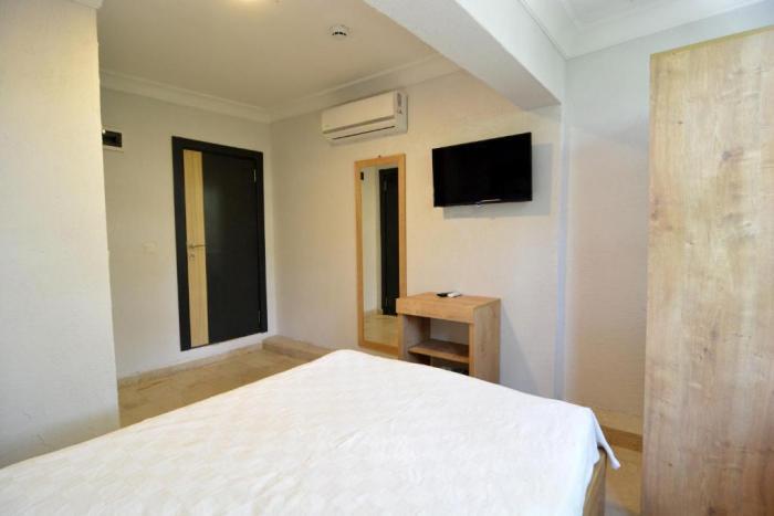 Ados Hotel Çeşme Zimmer foto