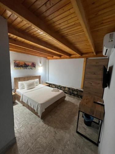 Ados Hotel Çeşme Zimmer foto