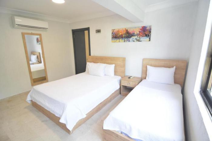 Ados Hotel Çeşme Zimmer foto